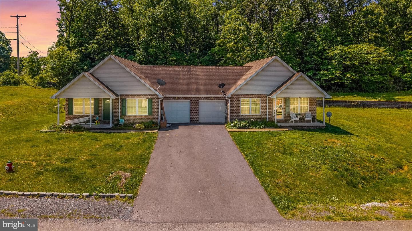 11 &amp; 15 Galbus Court, Falling Waters