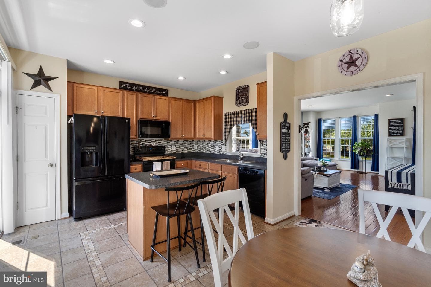 18 Scholarship Lane photo 8