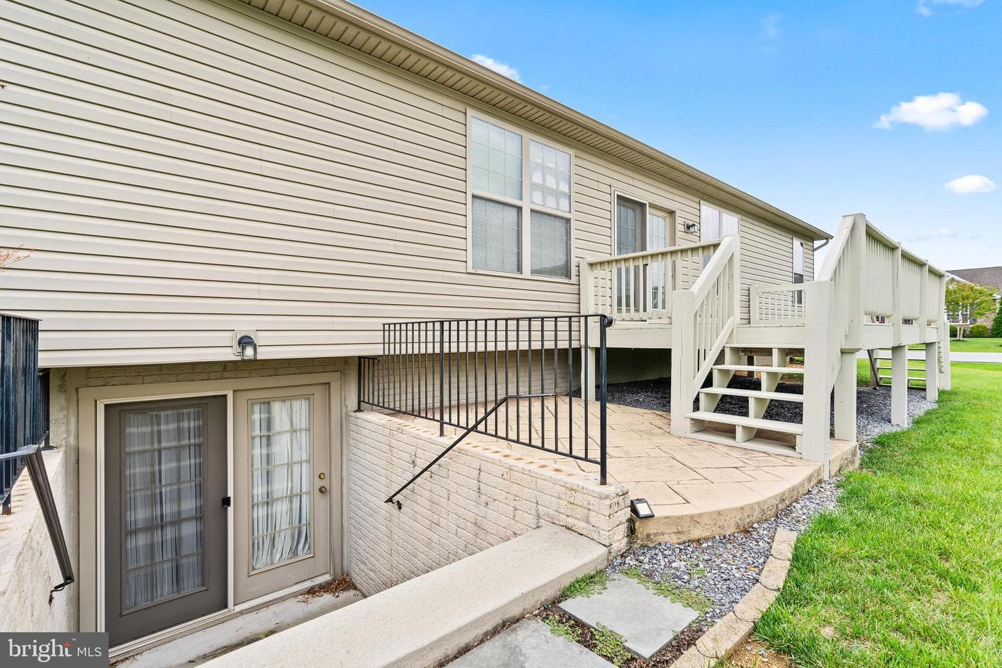 122 Balmoral Lane photo 7