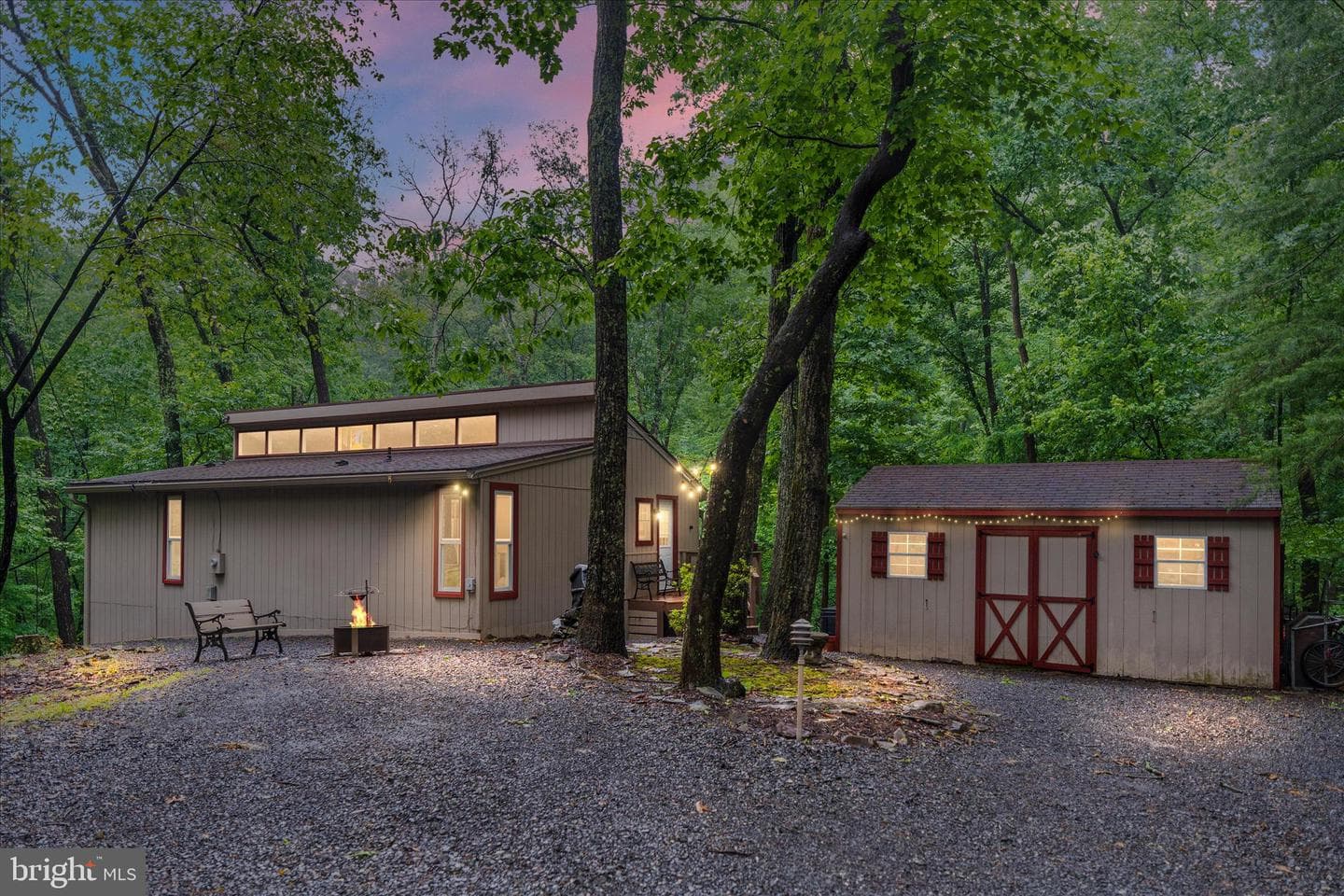 211 Cayuga Trl, Hedgesville