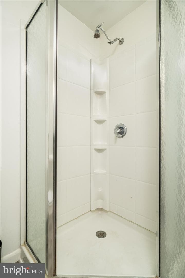 211 Cayuga Trl photo 19