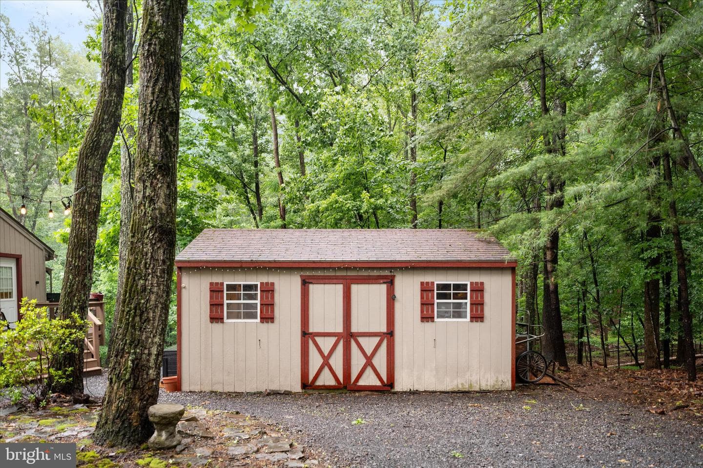 211 Cayuga Trl photo 21