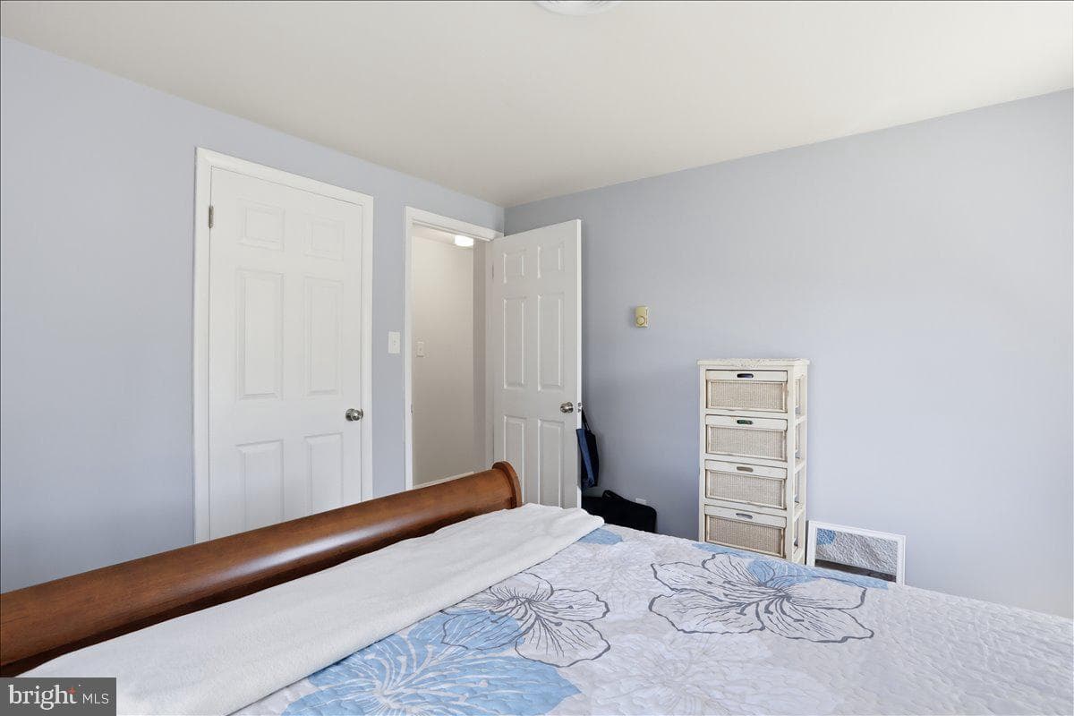 15 Sylvia Court photo 30