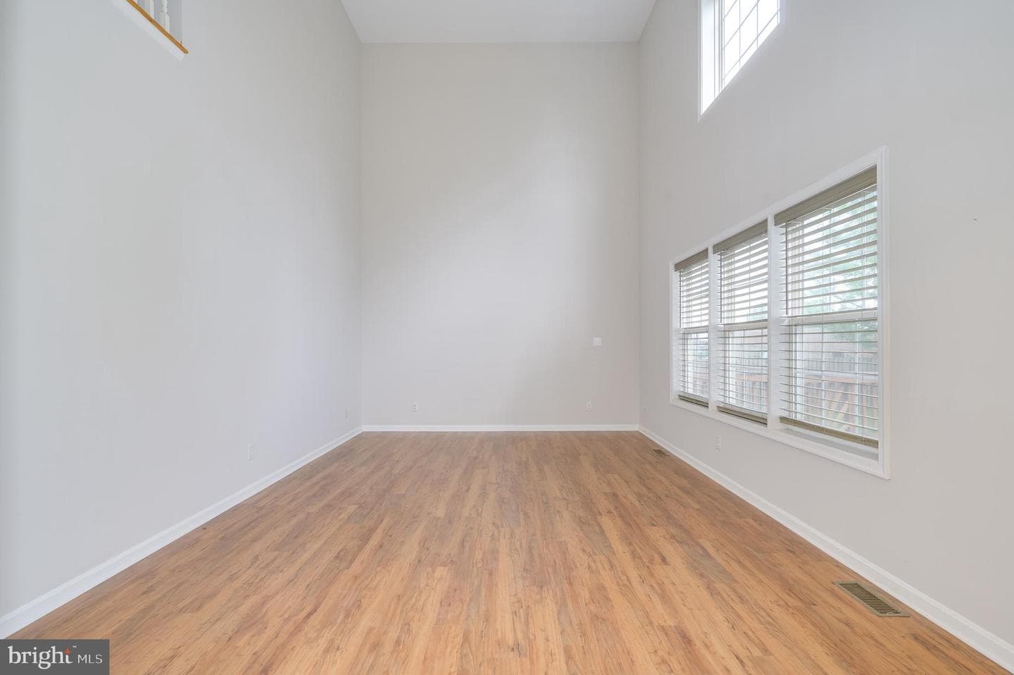 385 Thayers Gull Drive photo 17