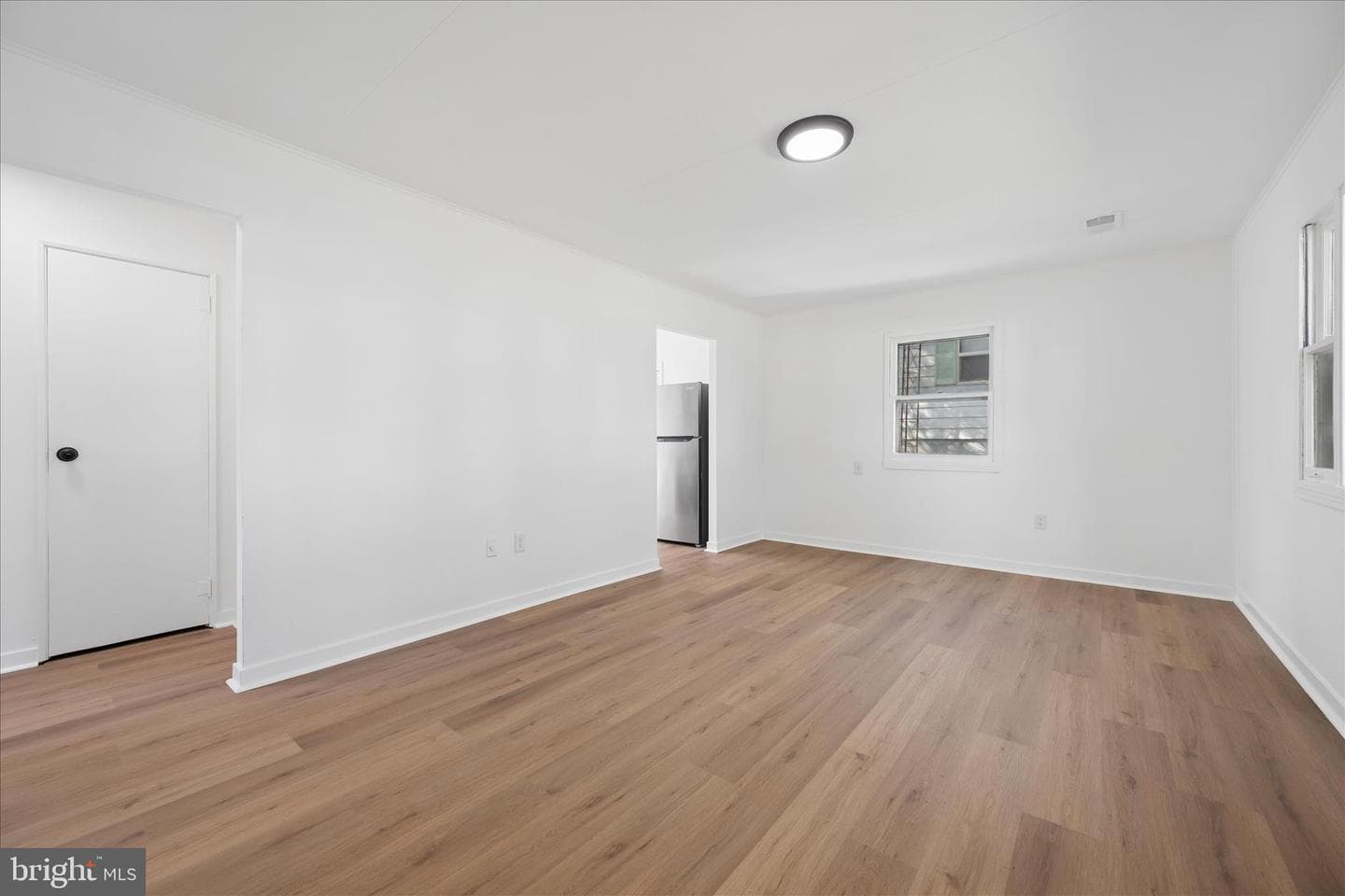 611 State Circle photo 7