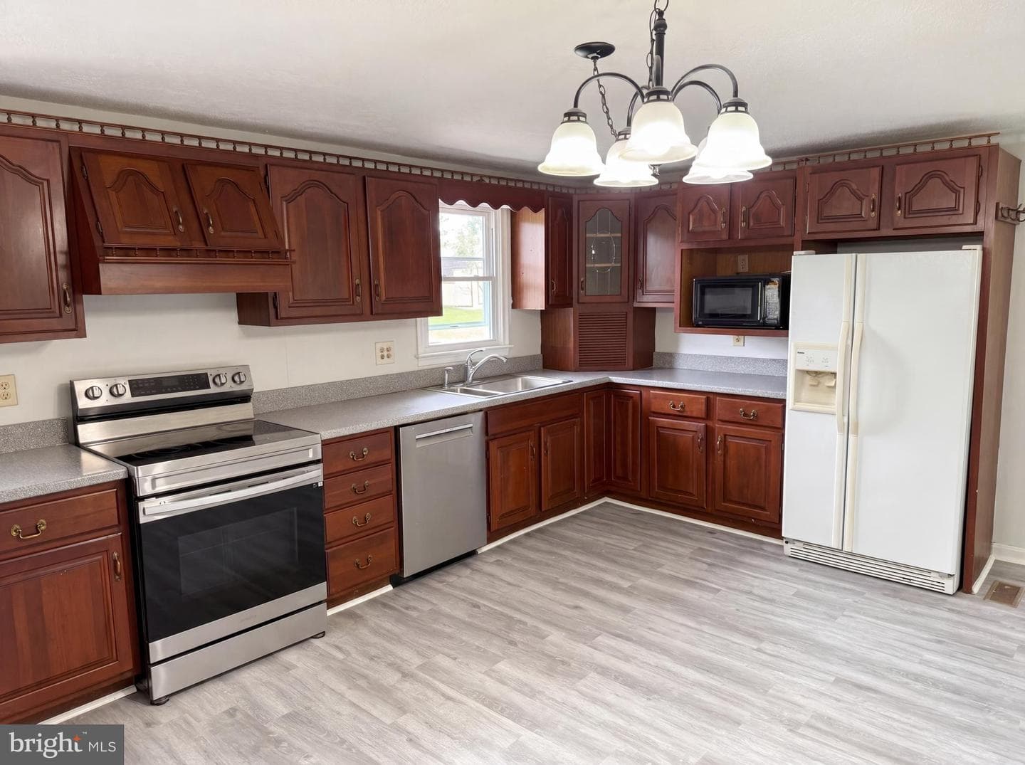 98 Grimes Drive, Martinsburg