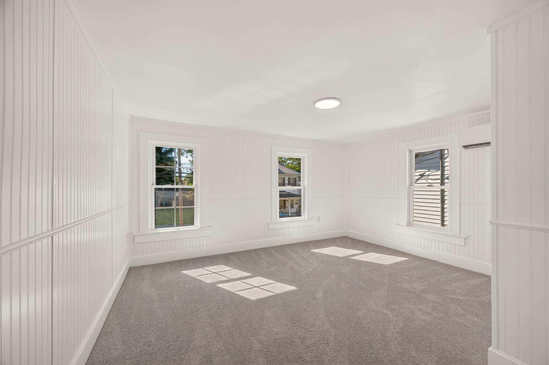 314 Randolph Street photo 17