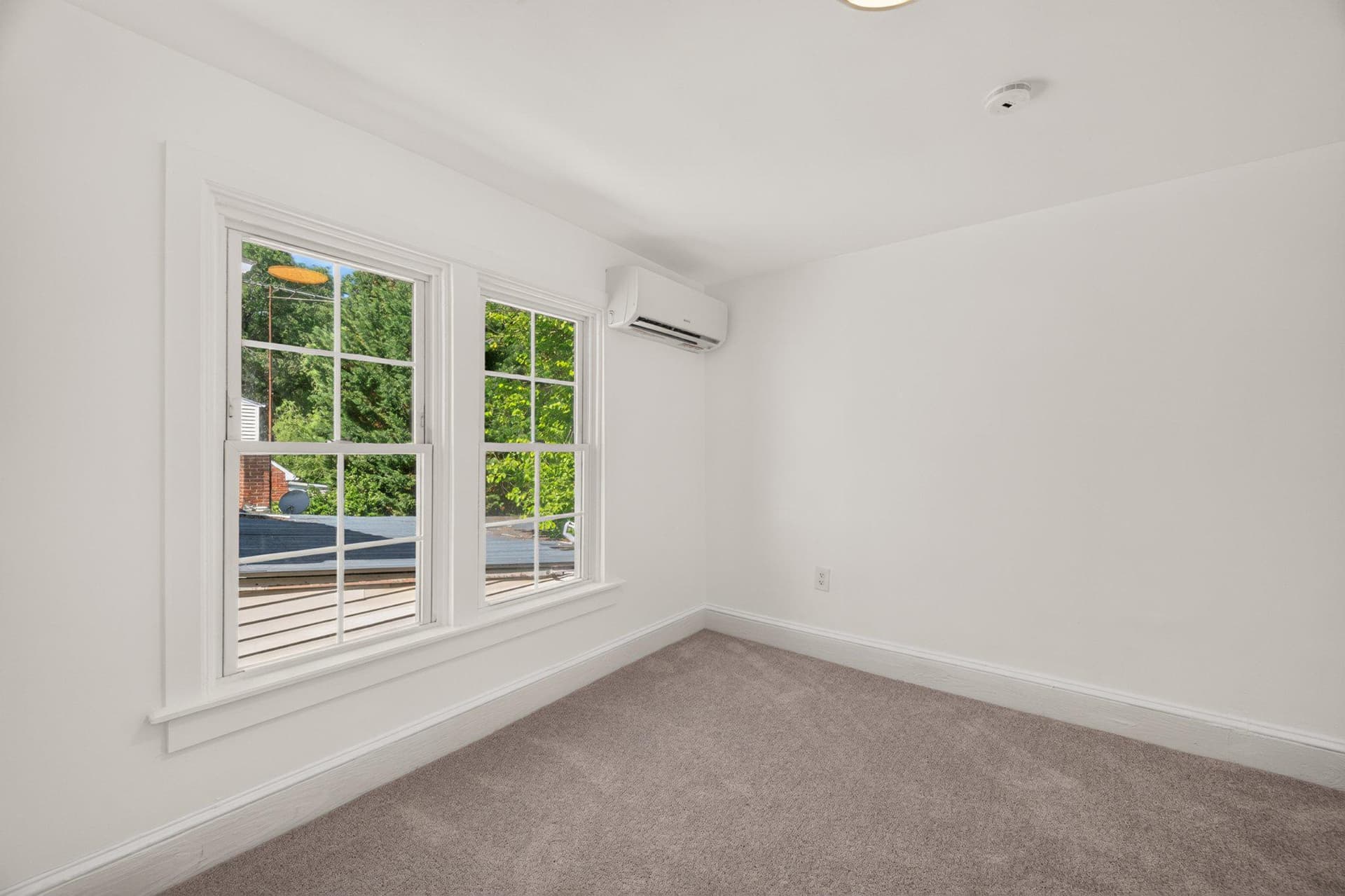 314 Randolph Street photo 19