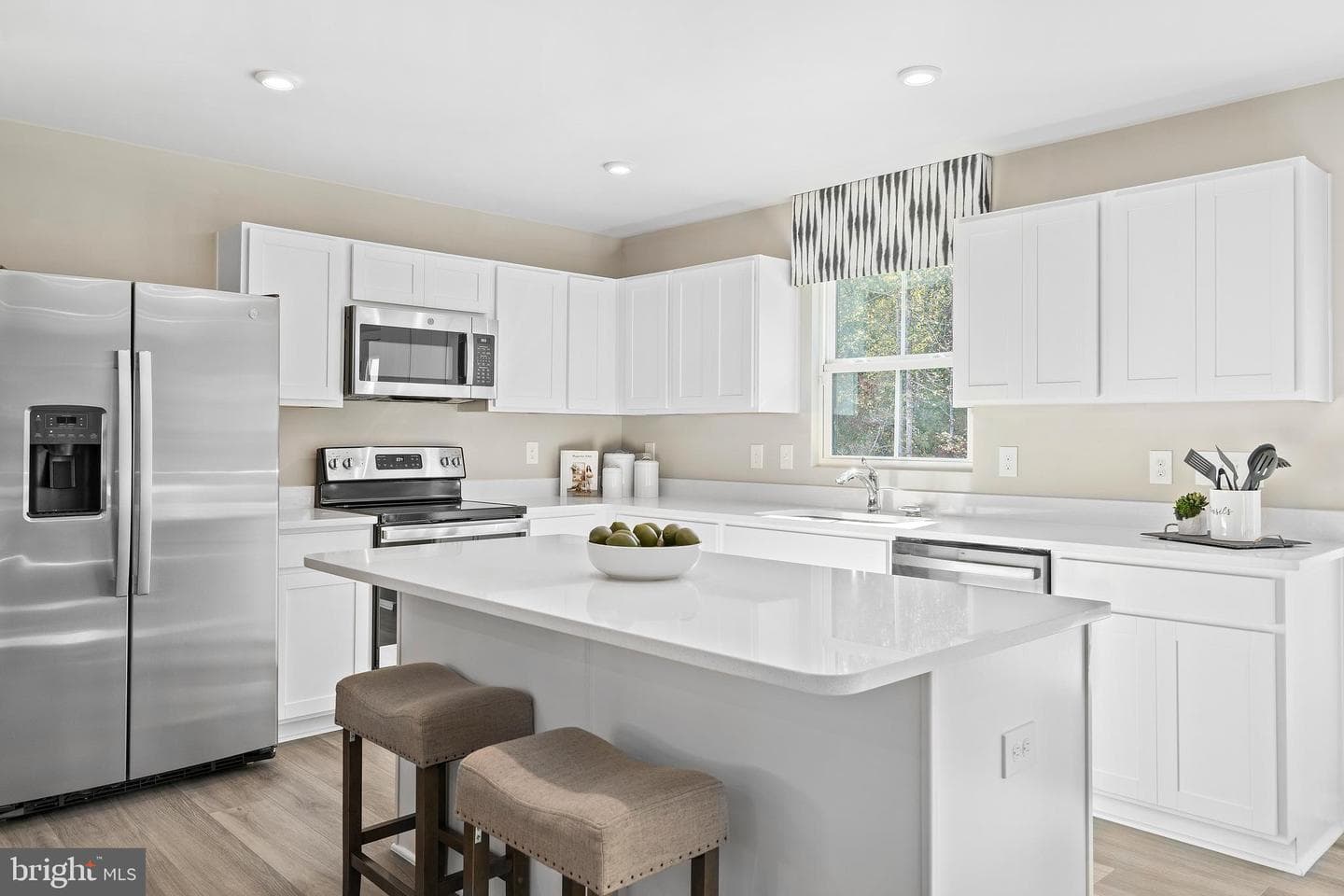 1654cb Ketchum Drive, Inwood