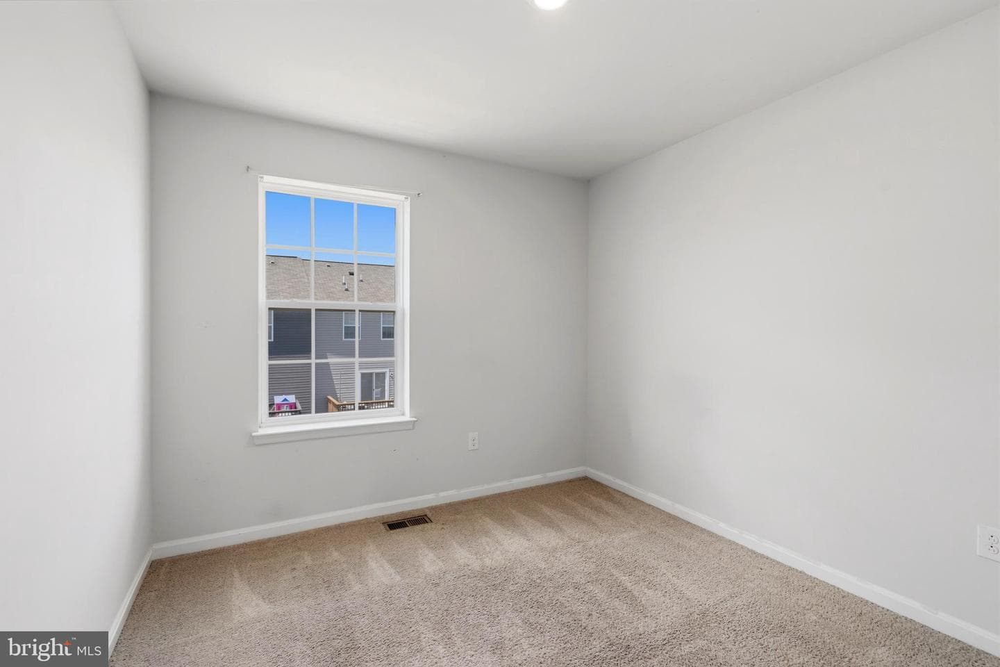 123 Vespucci Lane photo 17