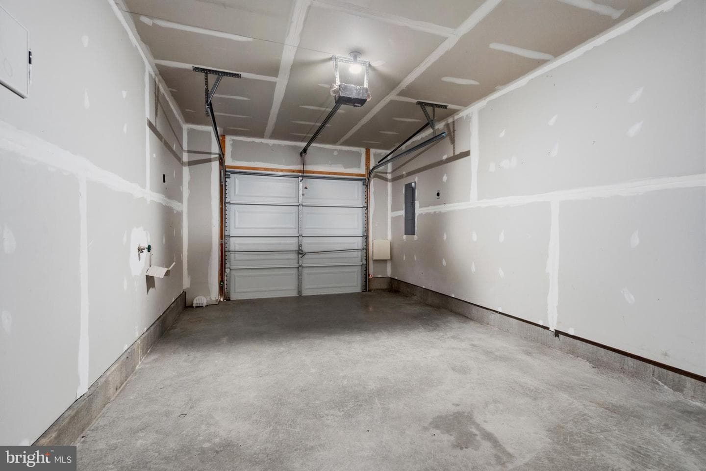123 Vespucci Lane photo 30