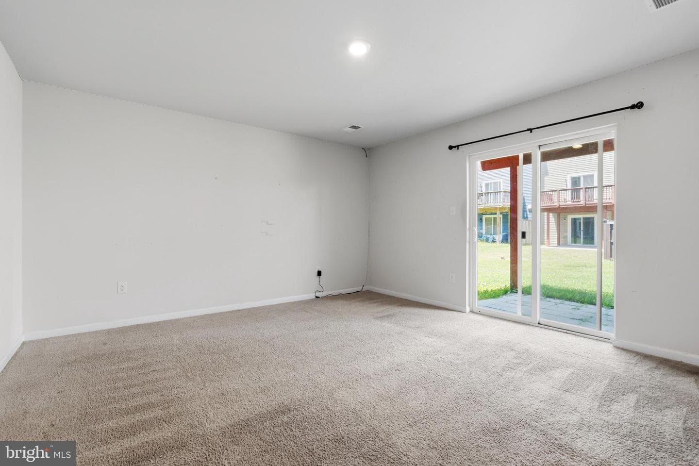 123 Vespucci Lane photo 5