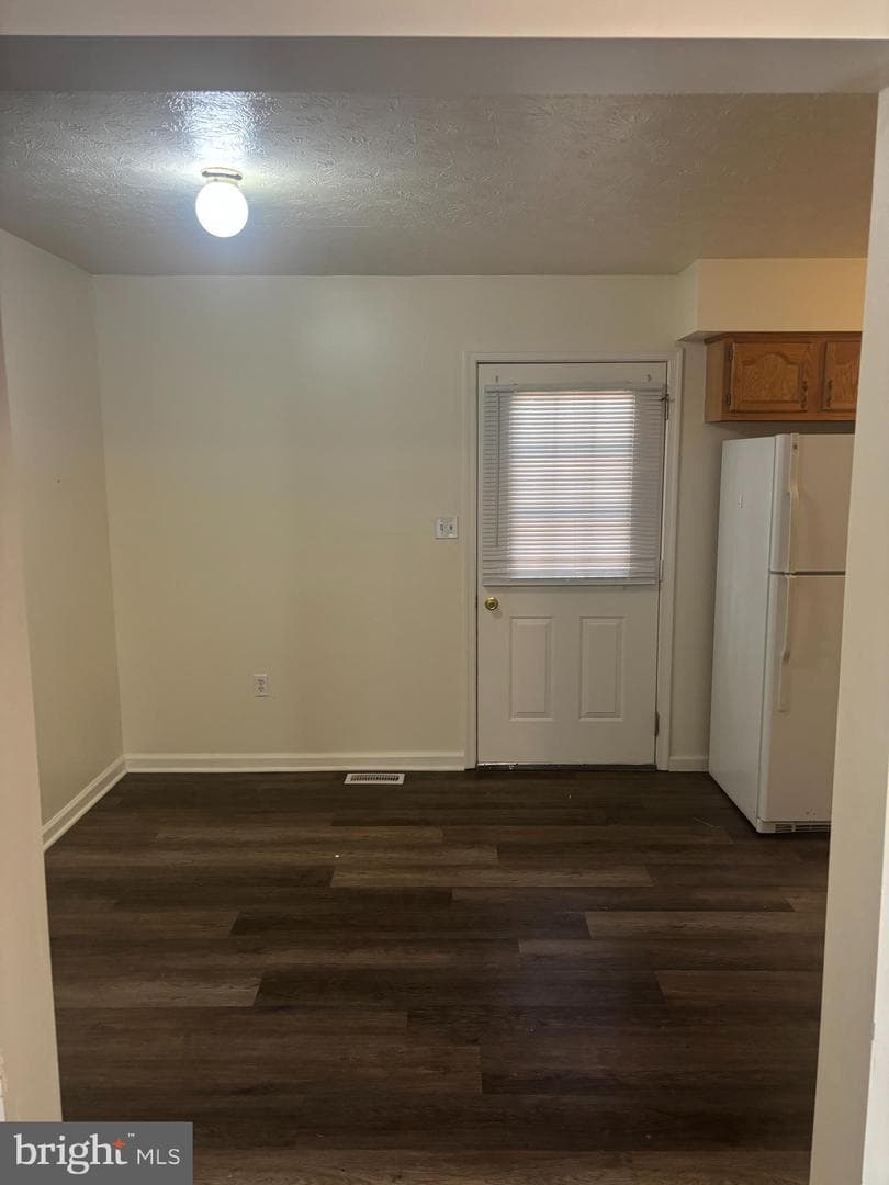 37 Dorothy Court photo 8