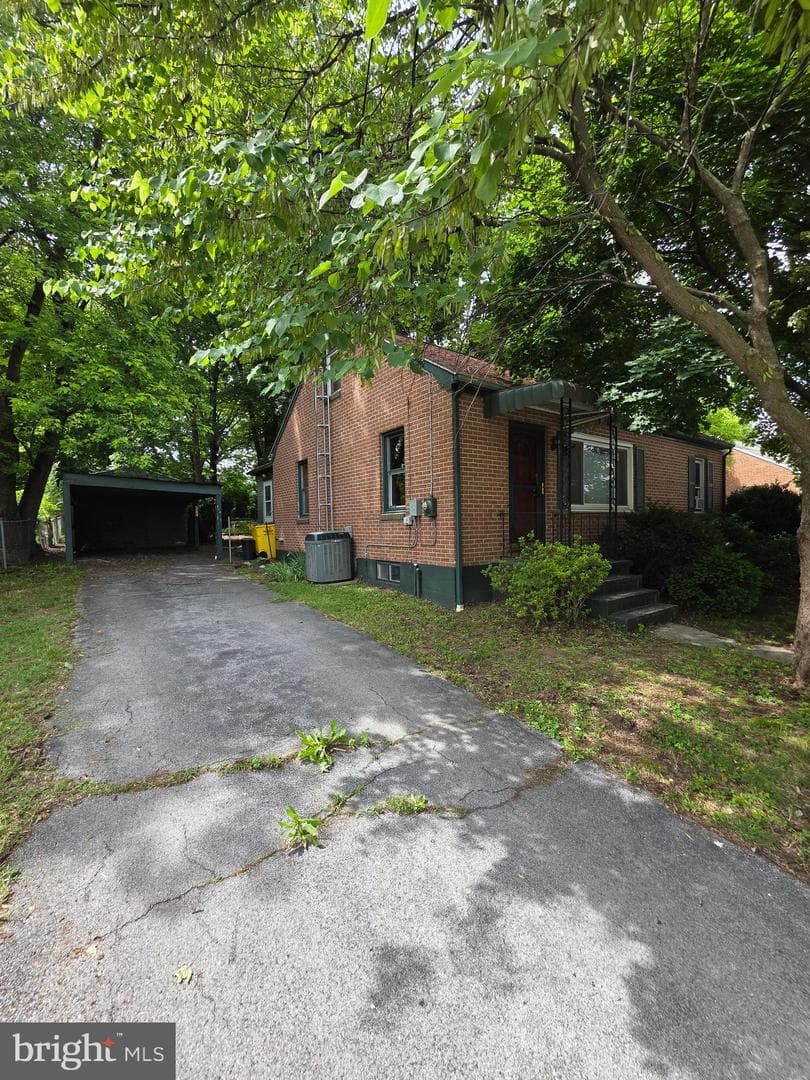 320 Hedrick Avenue photo 24