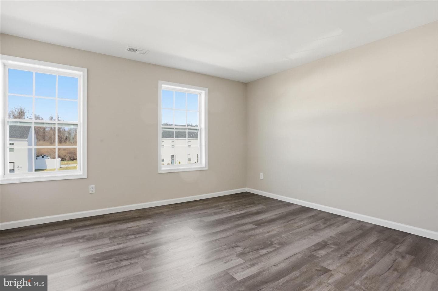 208 White Violet Way photo 13