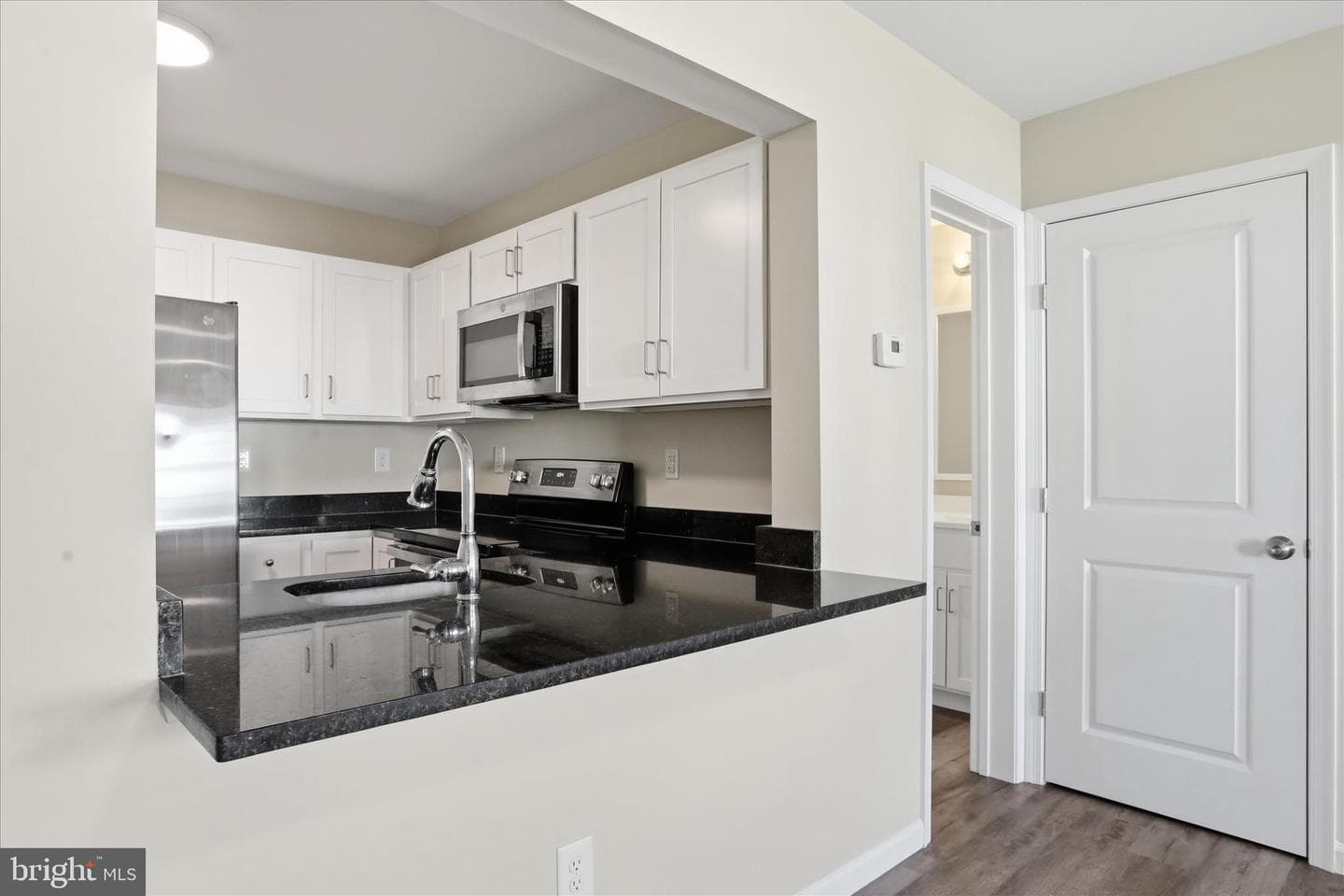 208 White Violet Way photo 9