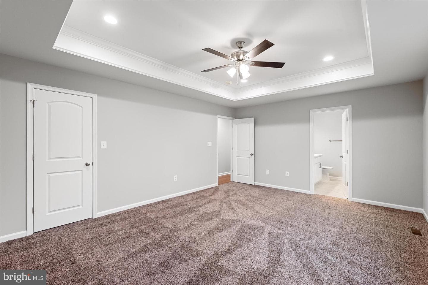 27 Powell Lane photo 14