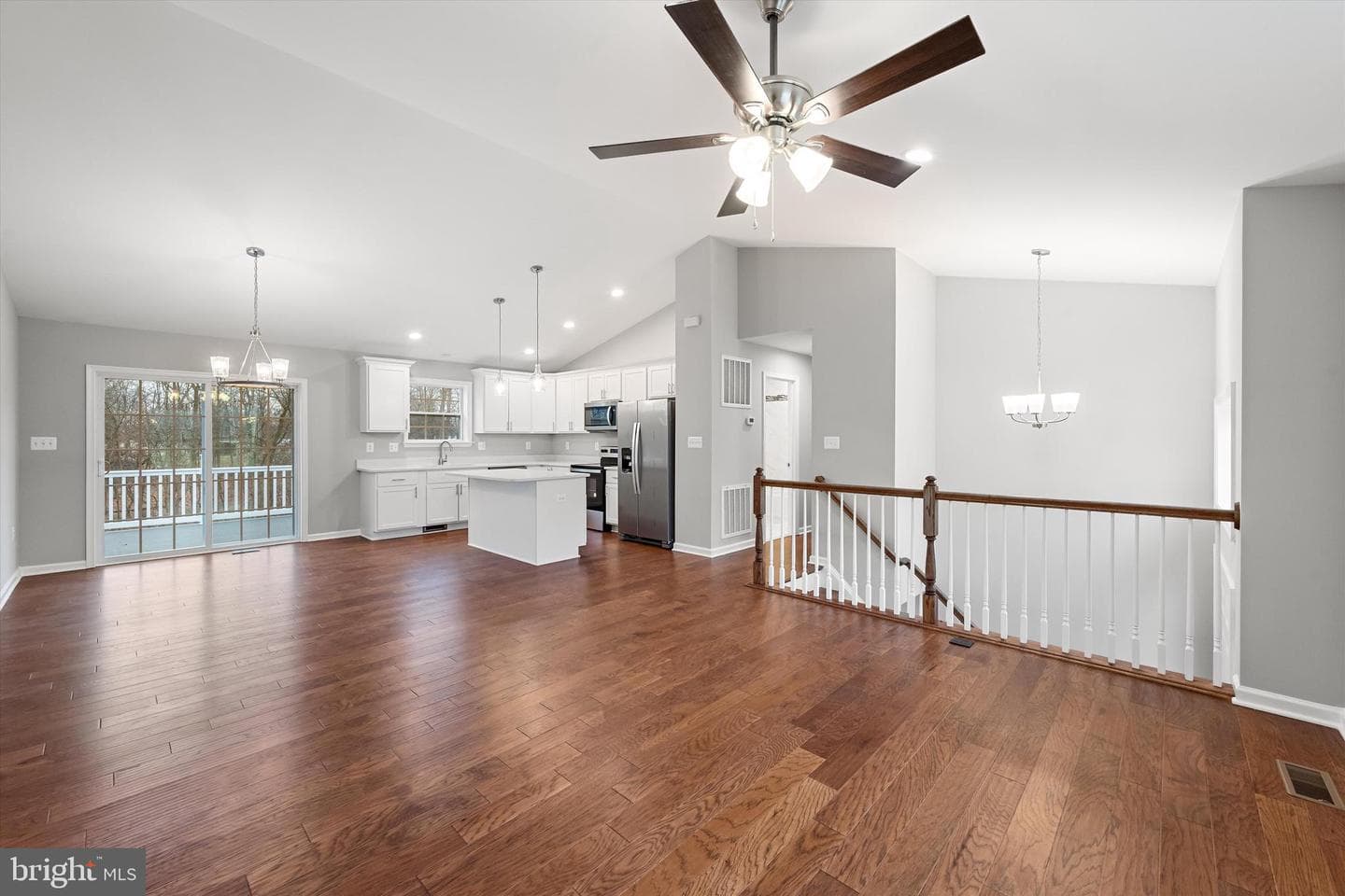 27 Powell Lane photo 7