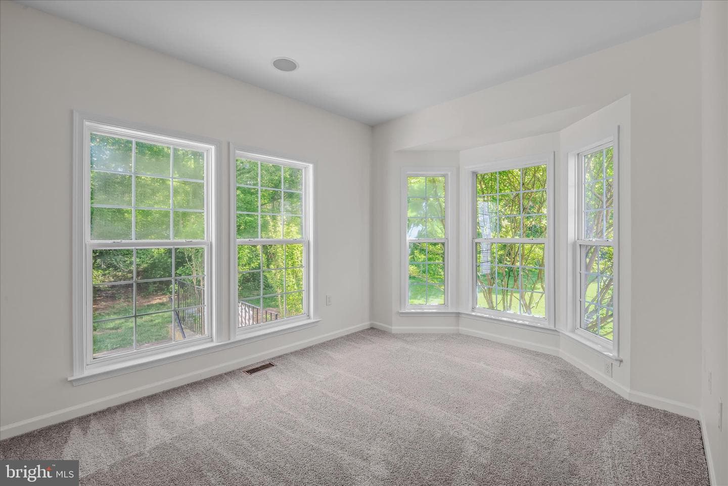 169 Rubens Circle photo 18