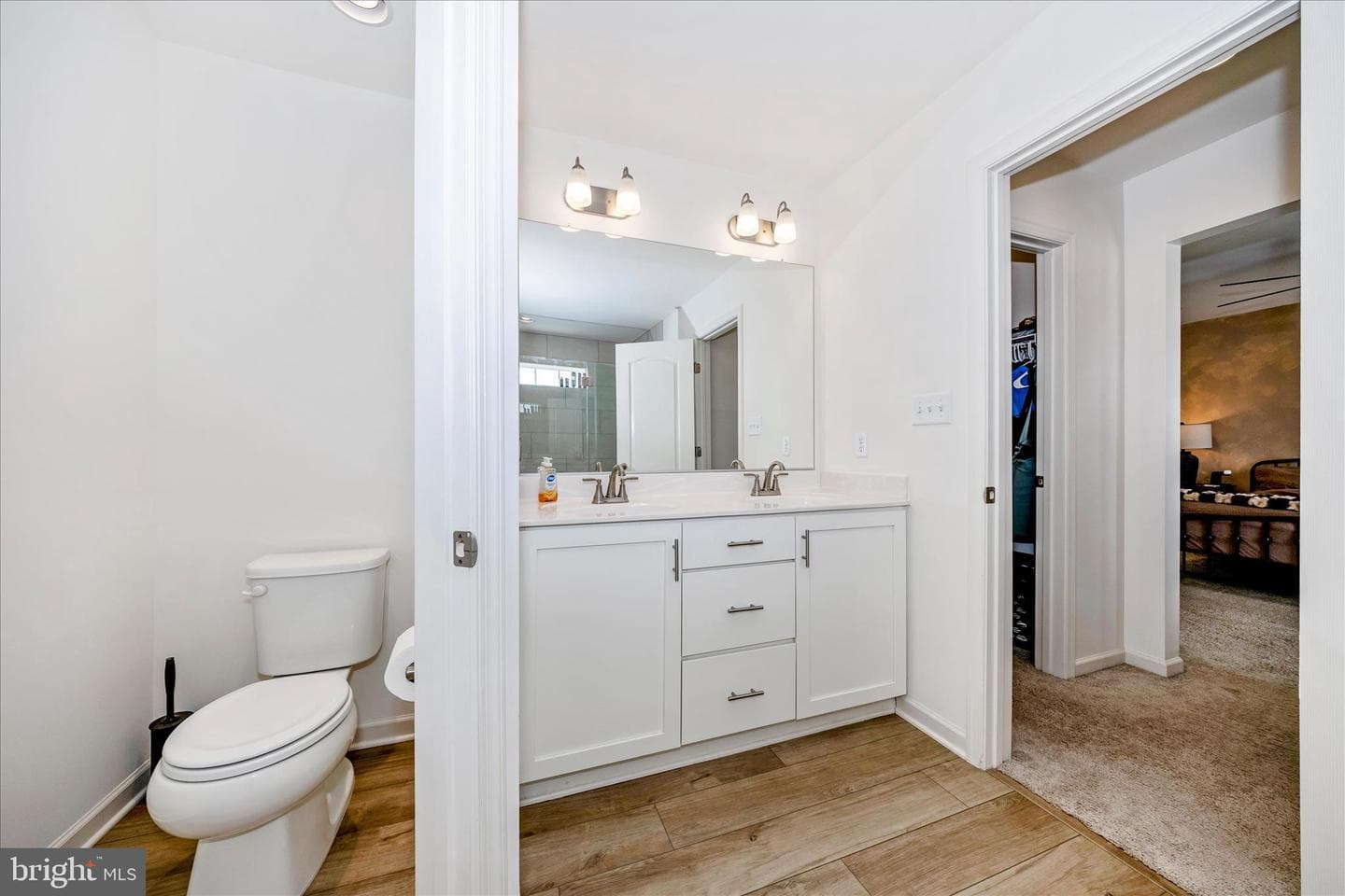231 Pindar photo 23
