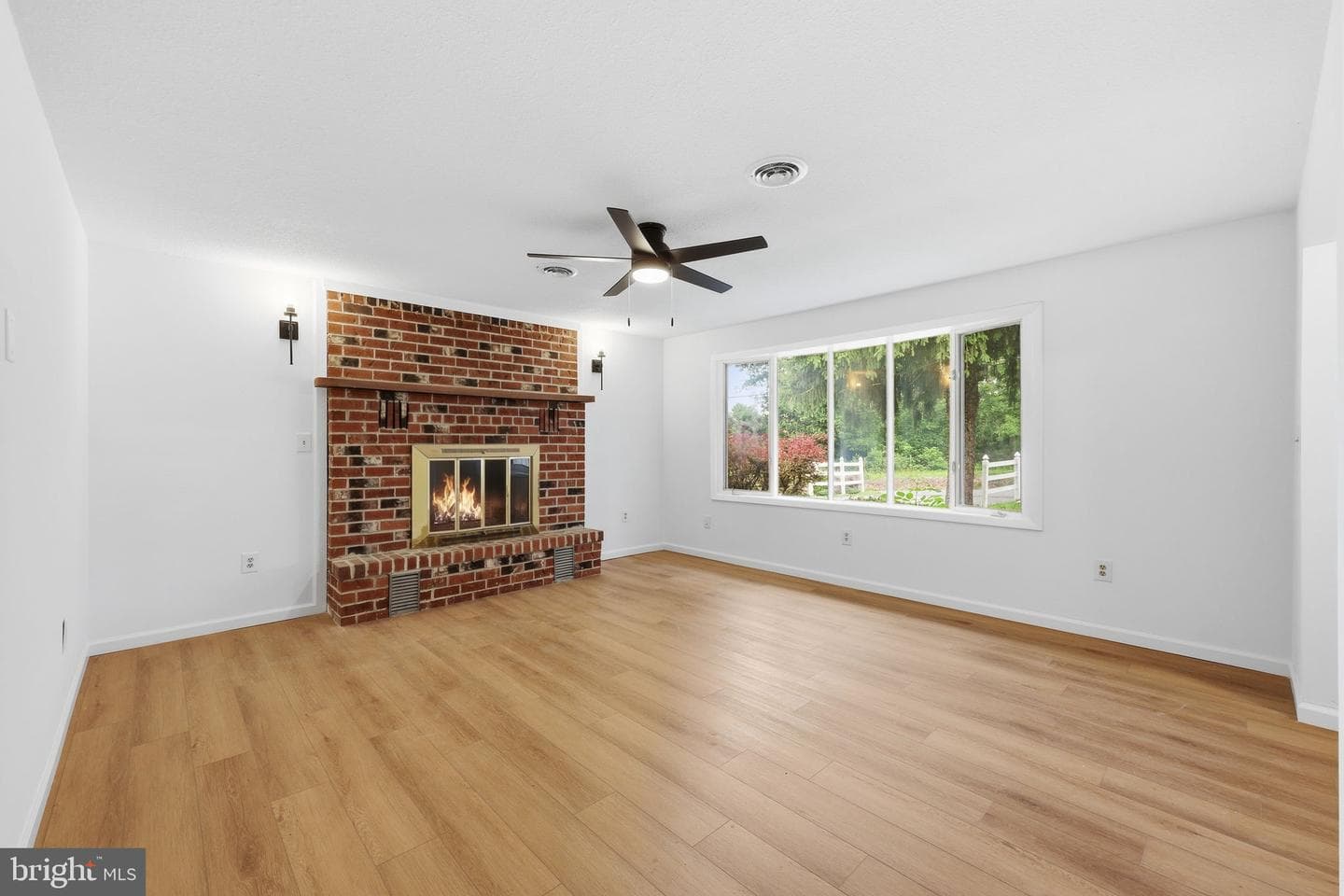 683 Ben Speck Road photo 6
