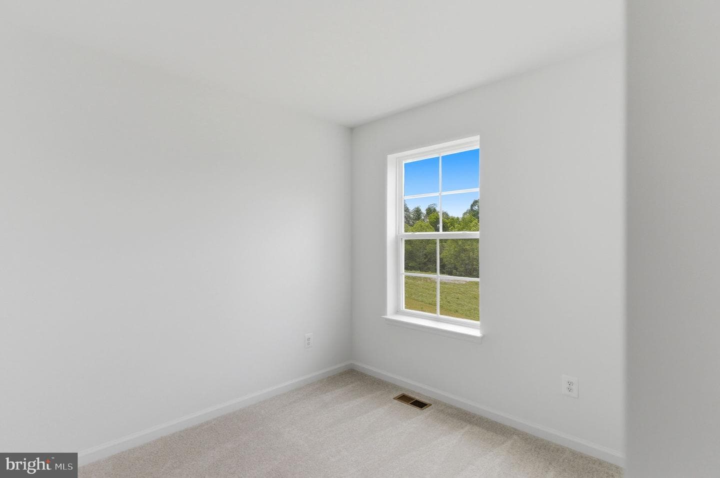 123 Grayling Road photo 24