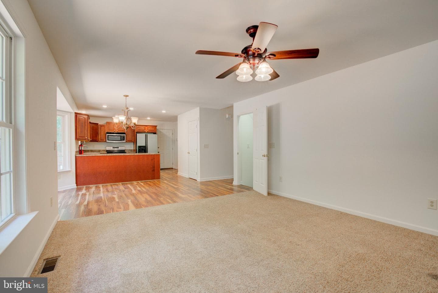 228 Warner Lane photo 18