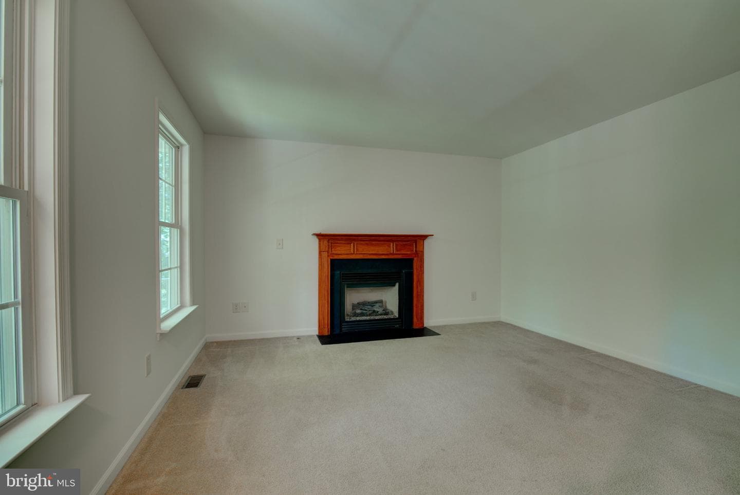 228 Warner Lane photo 22