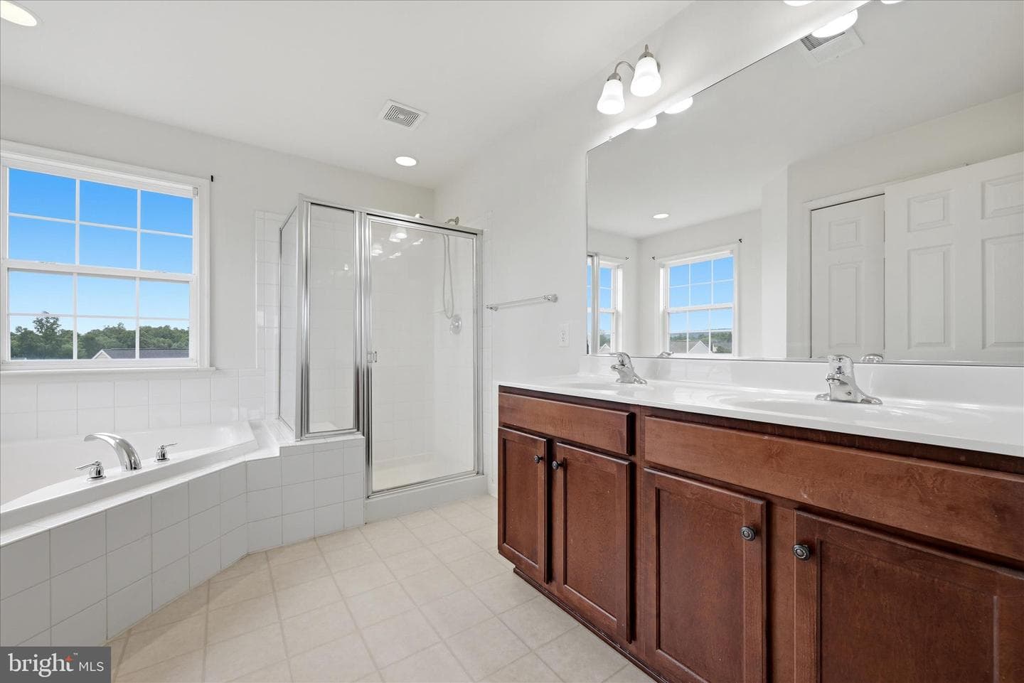 116 Celadon Court photo 29