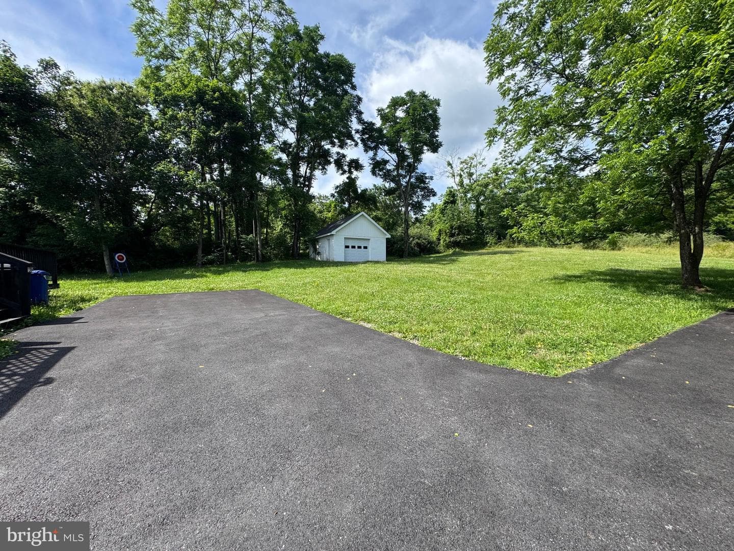 7865 Hedgesville Road photo 11