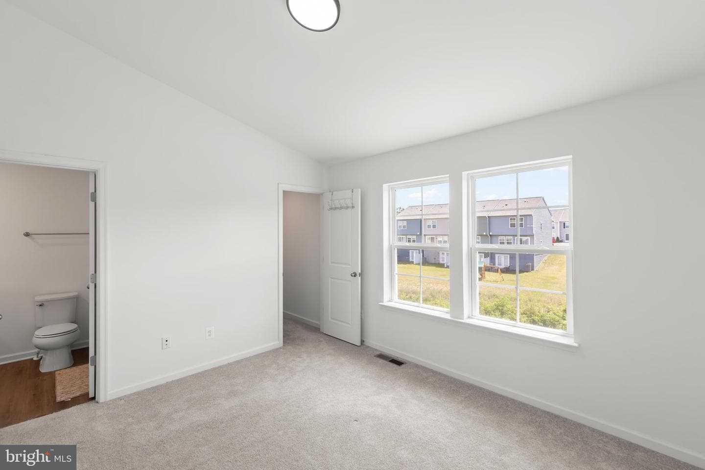 33 Scrub Pine Court photo 20