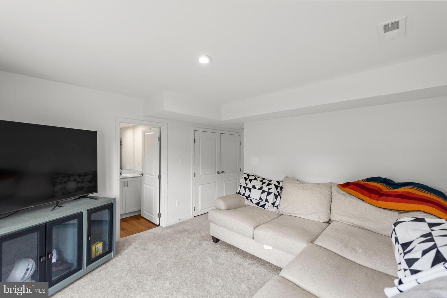 33 Scrub Pine Court photo 32