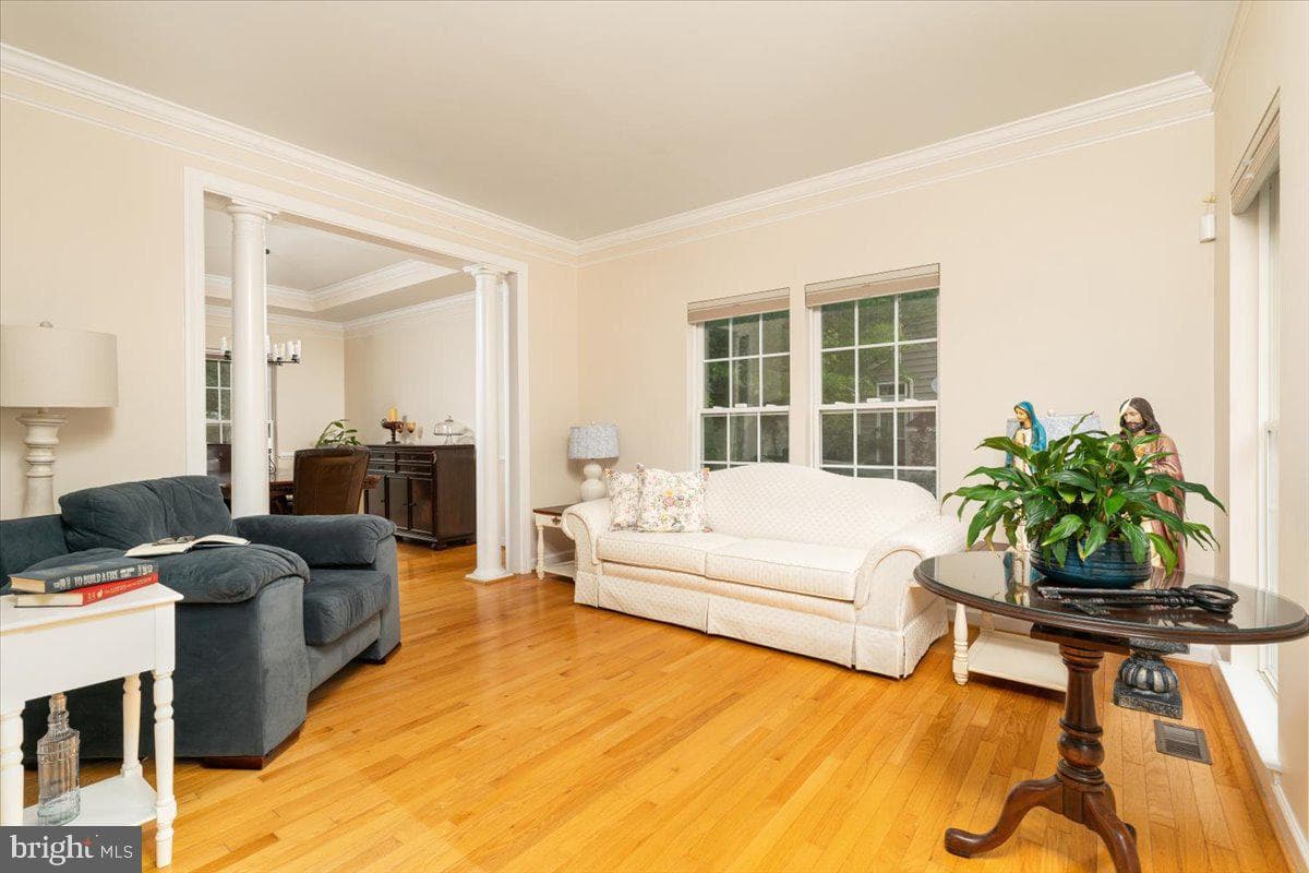 415 Richwood Hall Road photo 4