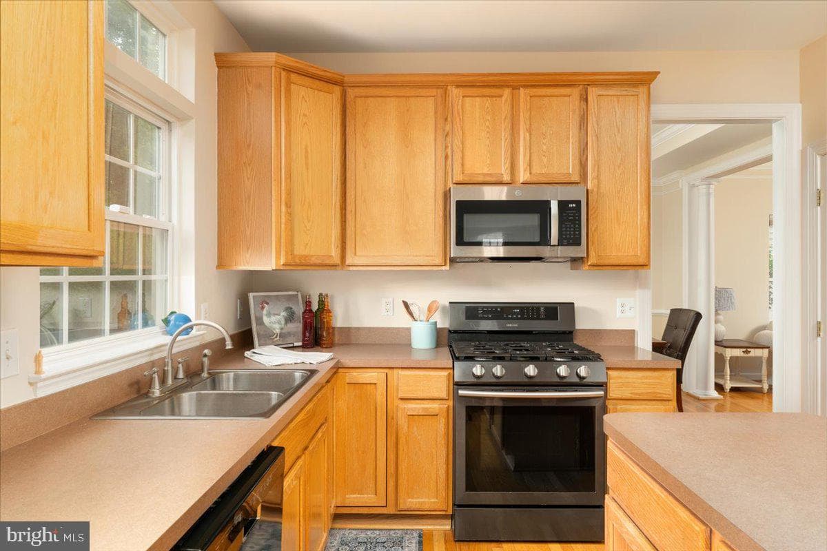 415 Richwood Hall Road photo 8
