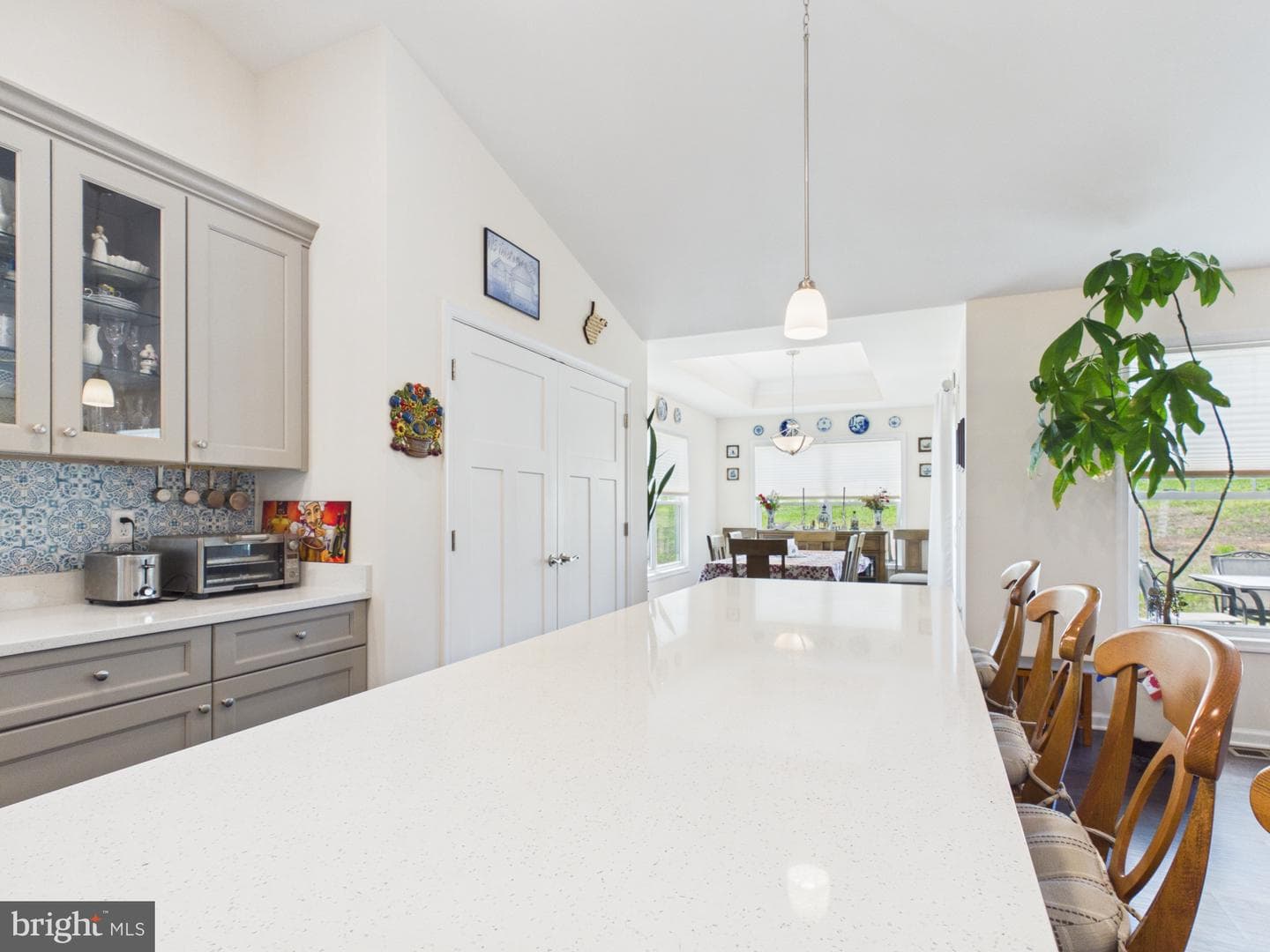 185 Twickenham Drive photo 30
