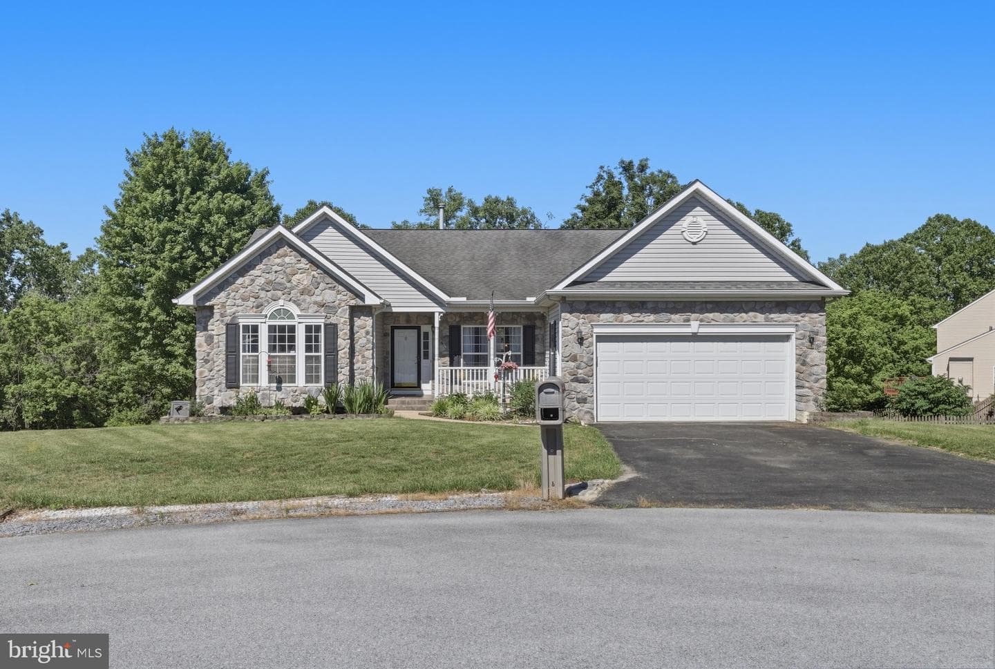 88 Castlerock Lane, Martinsburg