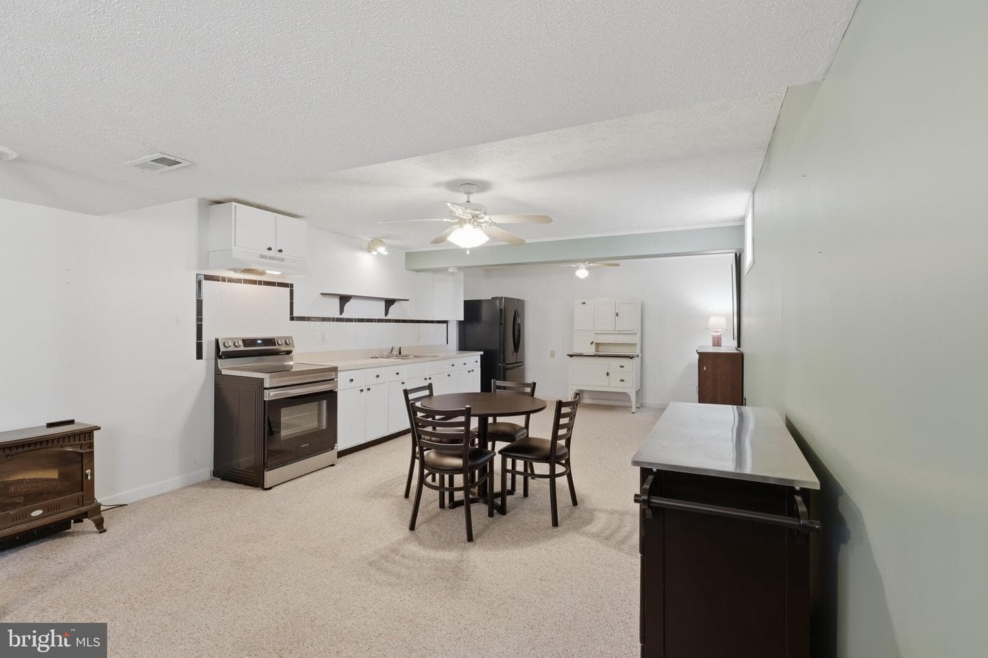 88 Castlerock Lane photo 37