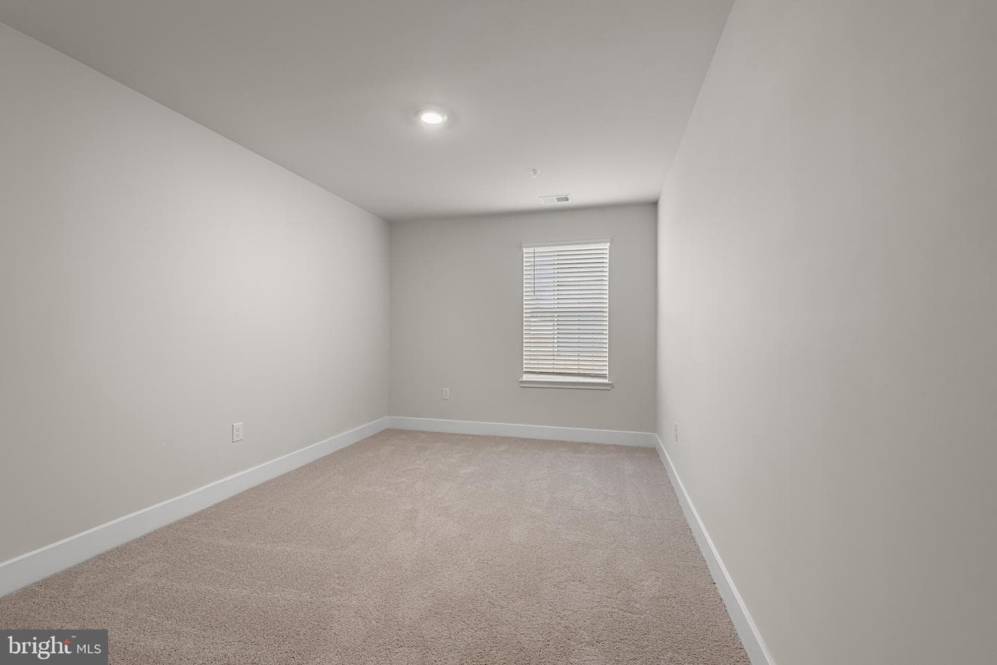 318 Orpington Drive photo 8