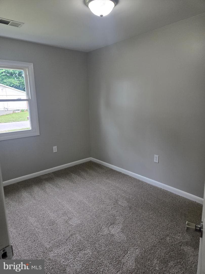 65 Hawthorne Avenue photo 18