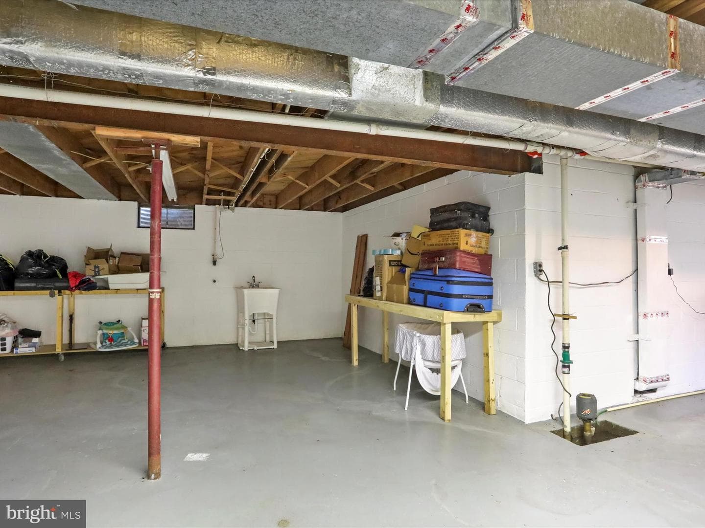 915 Florida Ave photo 27