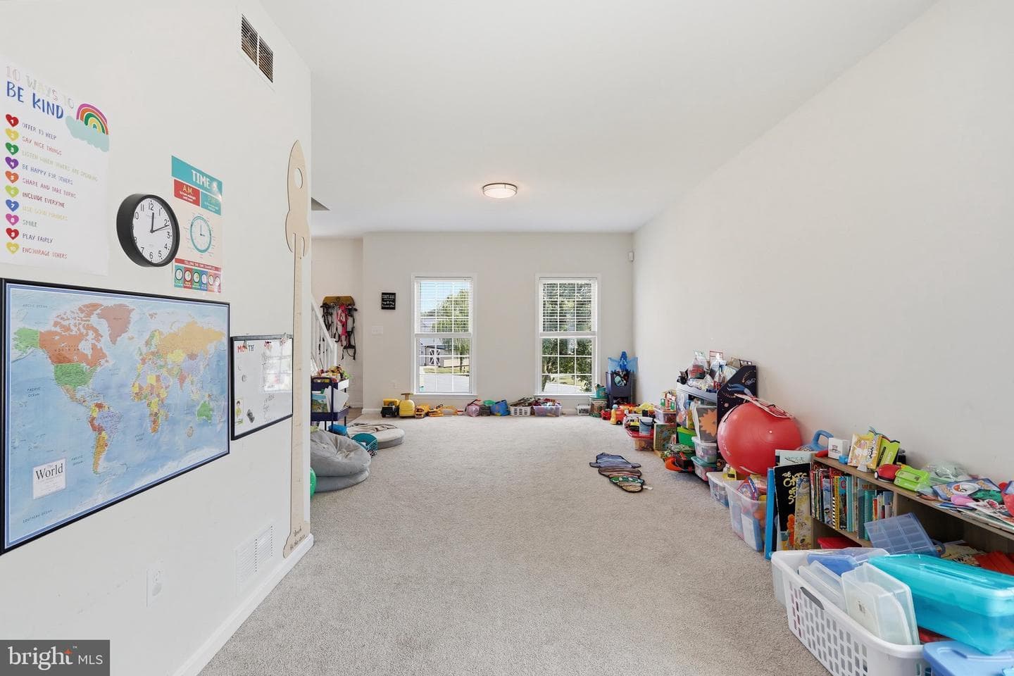 48 Lansing Ct photo 16