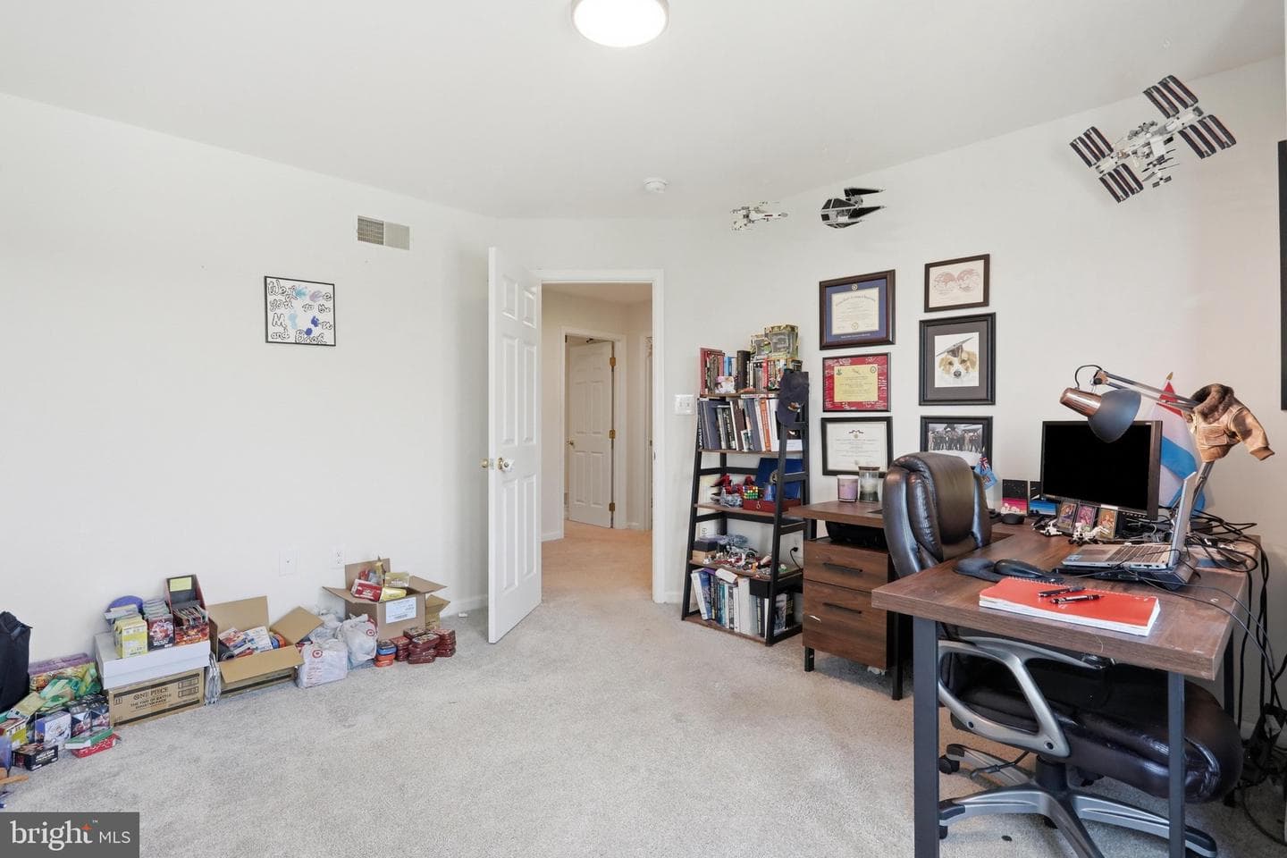 48 Lansing Ct photo 28