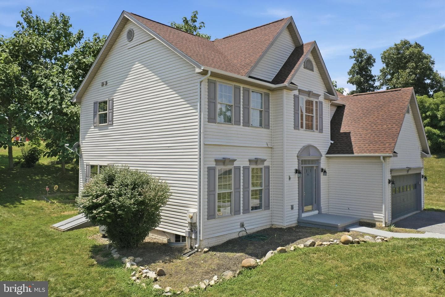 48 Lansing Ct photo 3