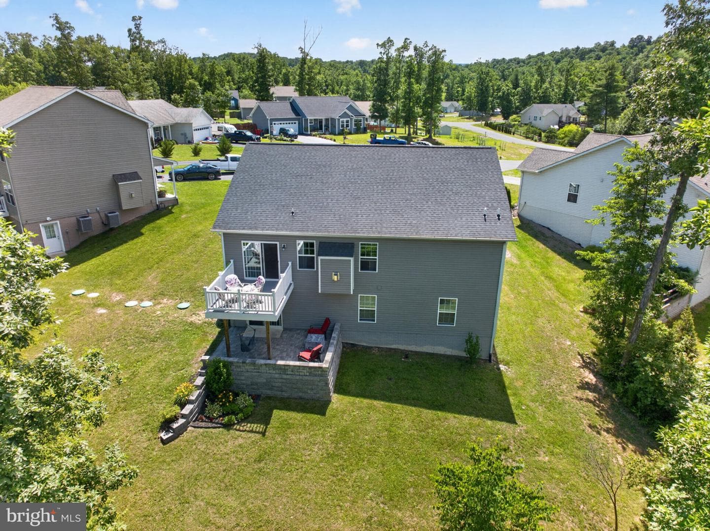 463 Executive Way photo 11