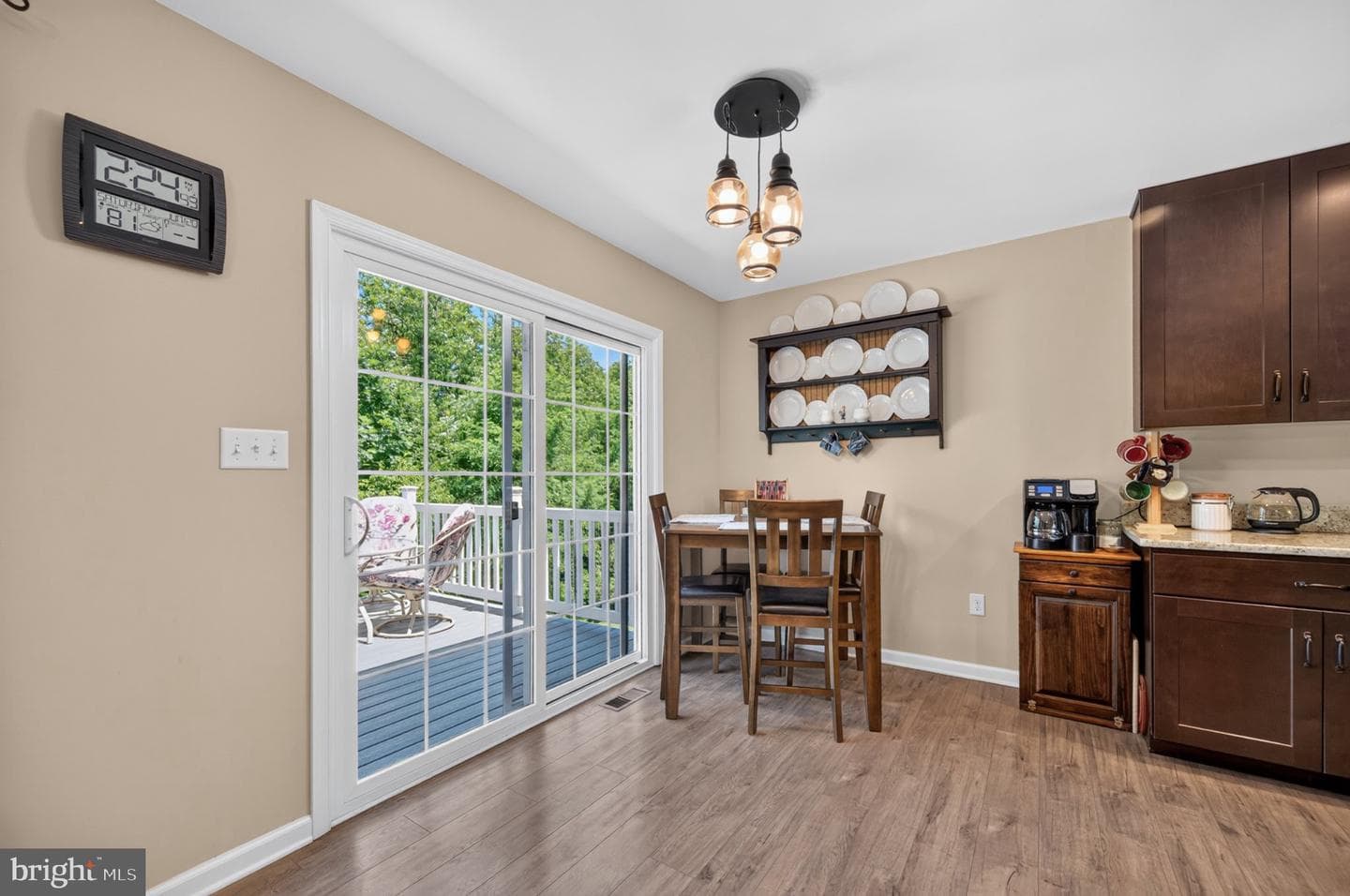 463 Executive Way photo 37