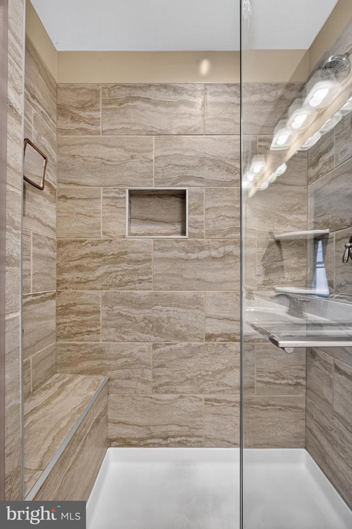 463 Executive Way photo 46