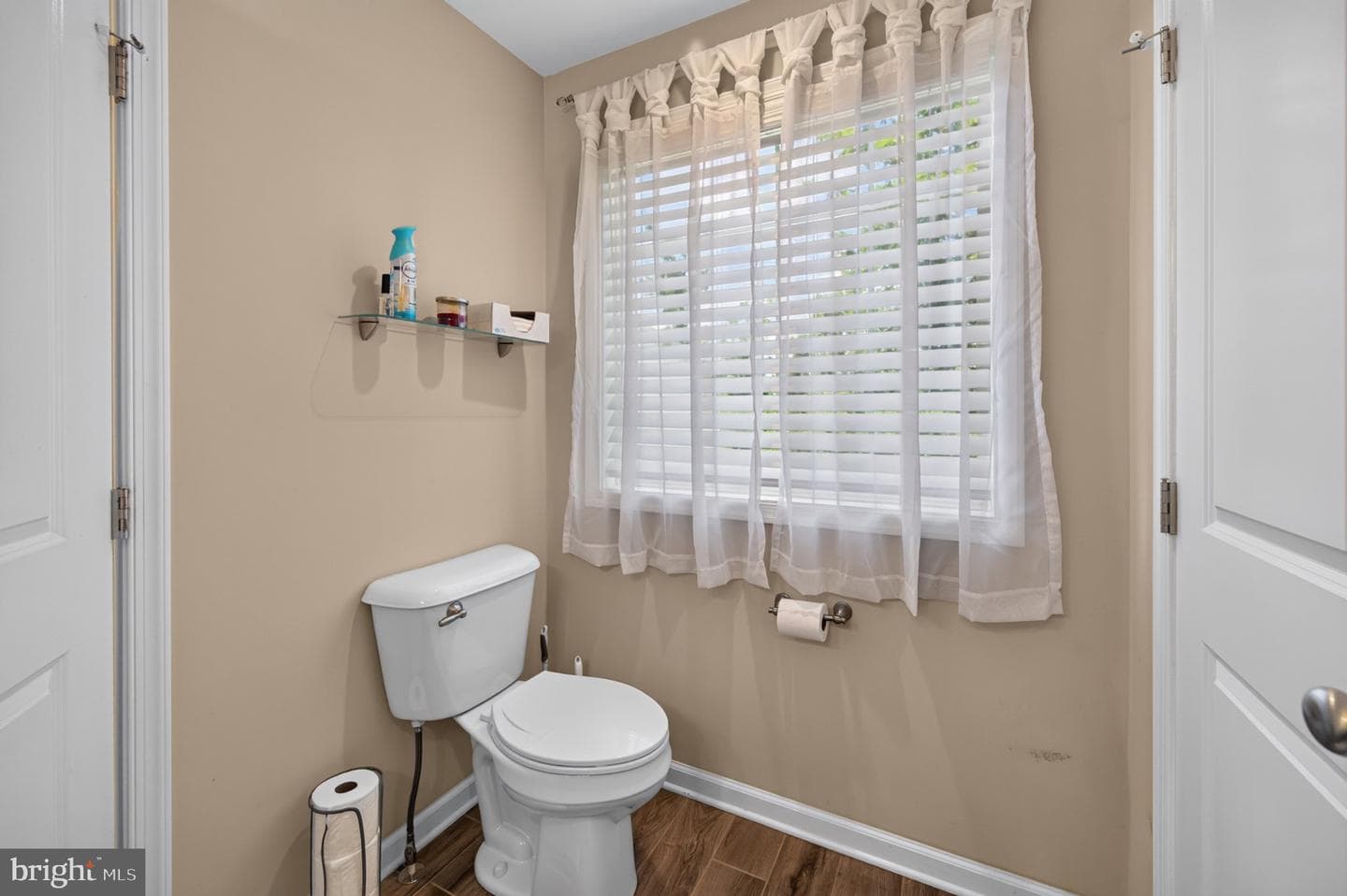 463 Executive Way photo 47
