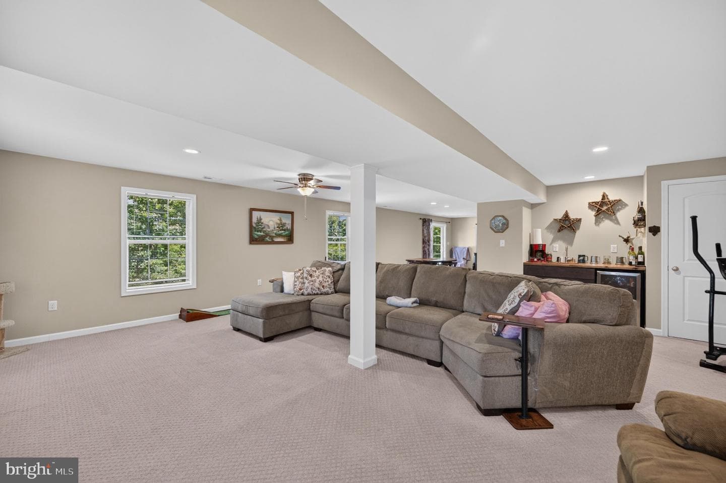 463 Executive Way photo 58