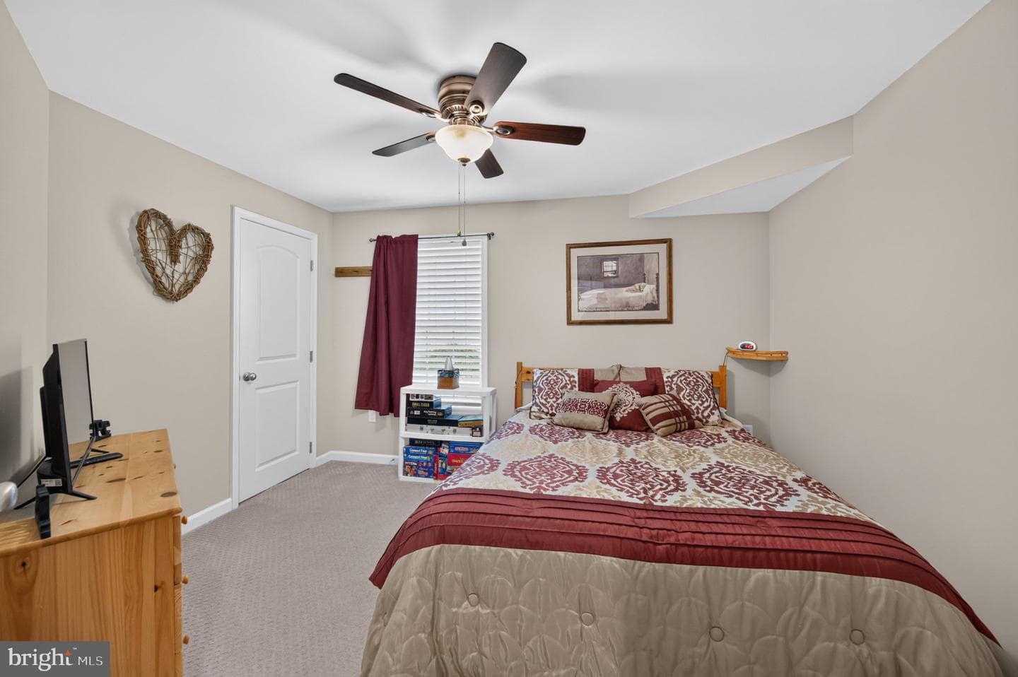 463 Executive Way photo 64