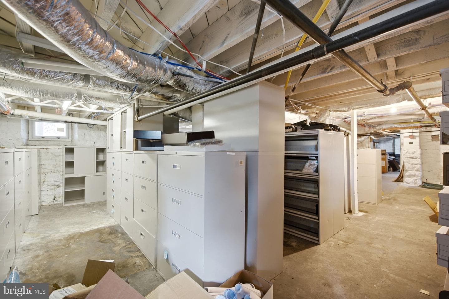 310 W Burke Street photo 95